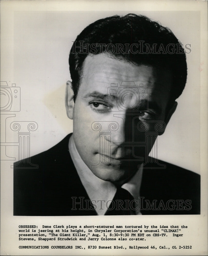 1957 Press Photo Actor Dane Clark - RRW21023 - Historic Images