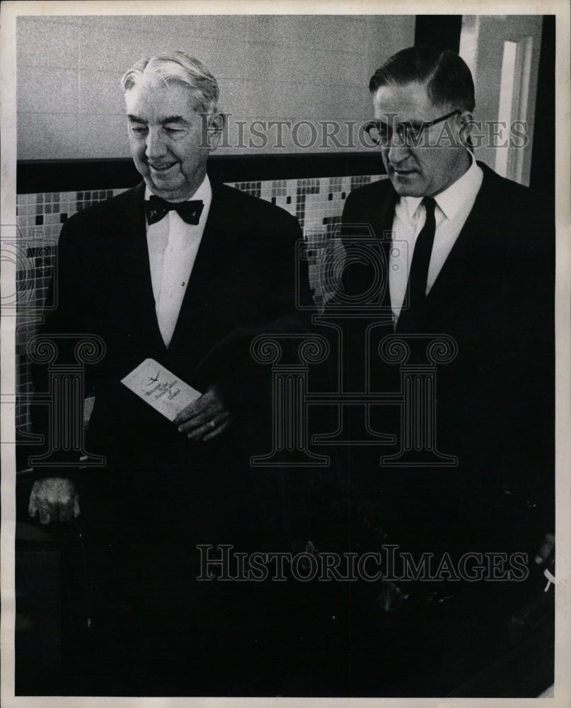 1966 Press Photo Tom Justice Clark Peter home Group - RRW21251 - Historic Images