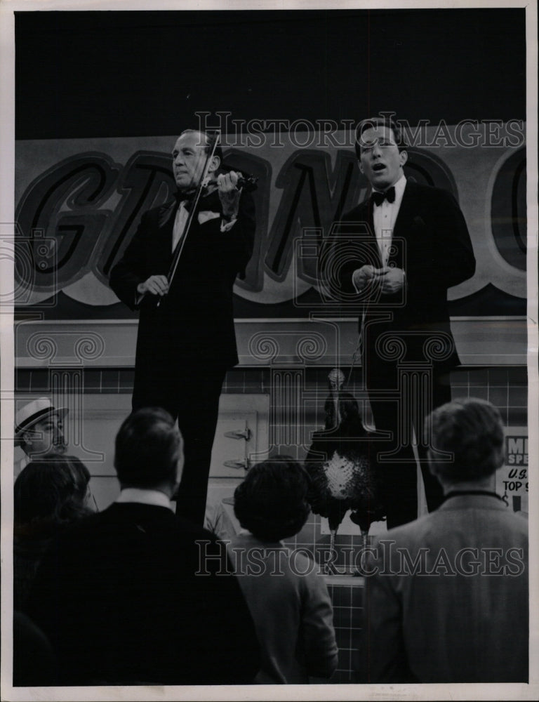 1964 Press Photo Jack Benny Andy William Sweet Music - RRW21427 - Historic Images