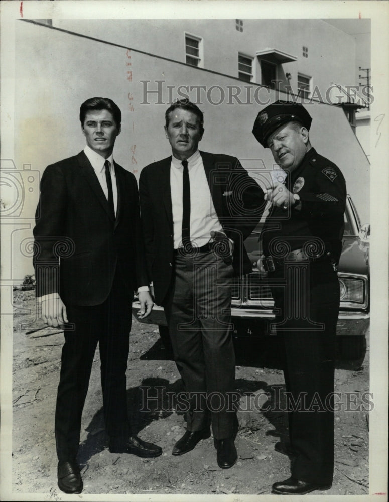 1966 Press Photo Ben Alexander Felony Squad Dennis - RRW21625 - Historic Images