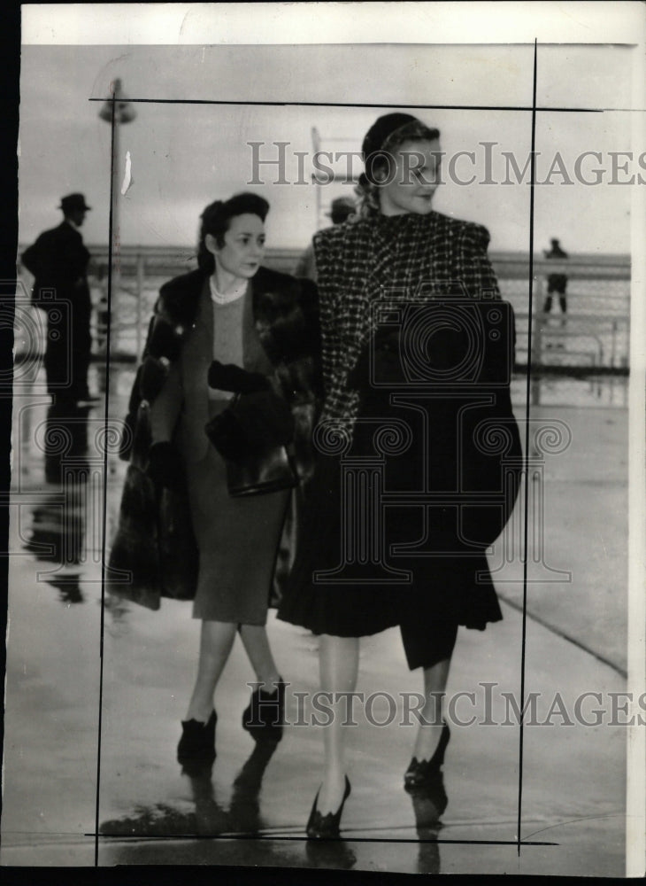 1940 Press Photo Doris Duke Cromwell Tobacoo Heiress - RRW21753 - Historic Images