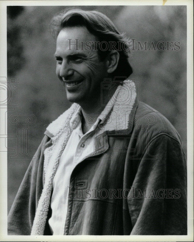 1995 Press Photo Kevin Costner film TV artist musician - RRW21843 - Historic Images