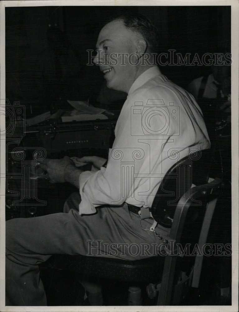 1952 Press Photo Picture of Mr.Red Fenwick. - RRW21963 - Historic Images