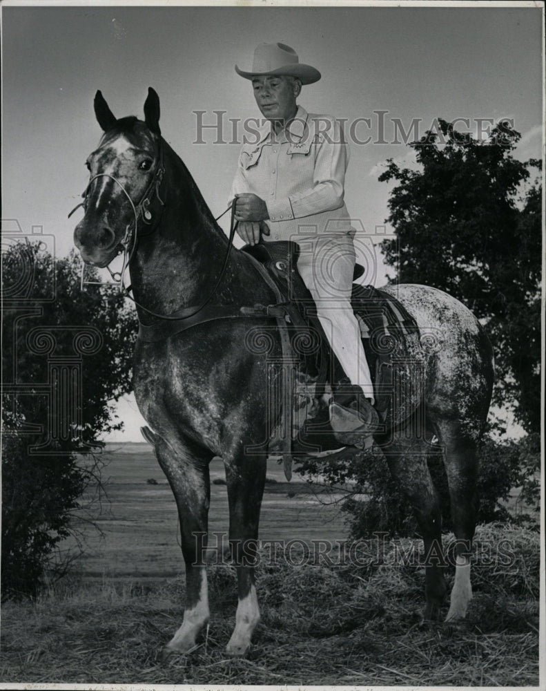 1982 Press Photo Robert Fenwick Jack Urwiller Horse Pix - RRW21965 - Historic Images