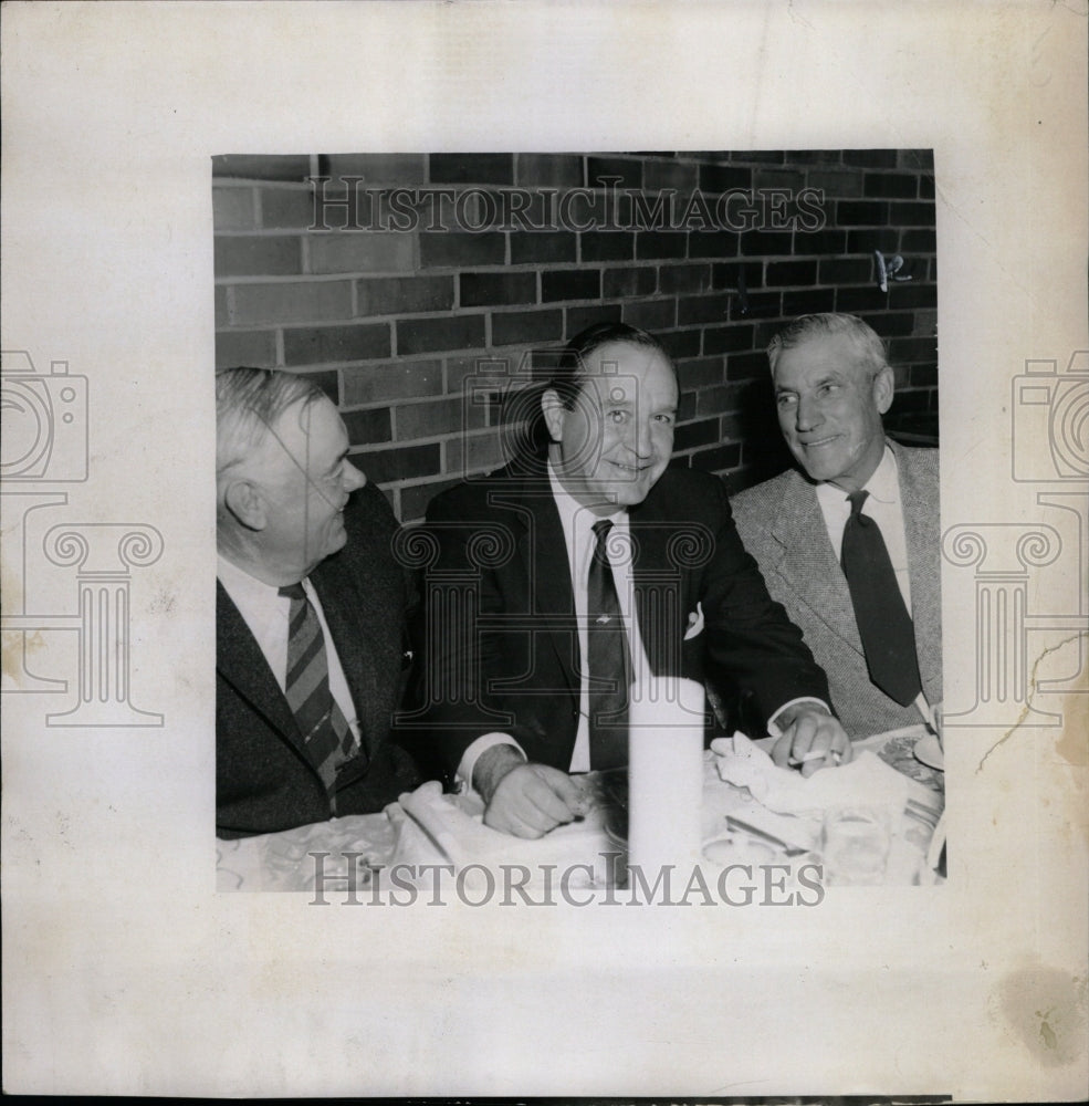 1959 Press Photo Orval Faubus Arkansas Cheyenne riday - RRW21985 - Historic Images