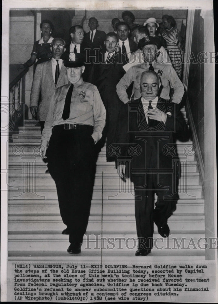 1958 Press Photo Exit Goldfine Bernard Goldfine walk - RRW22017 - Historic Images