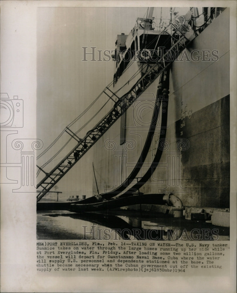 1964 Press Photo US Navy Tanker Suamice - RRW22181 - Historic Images