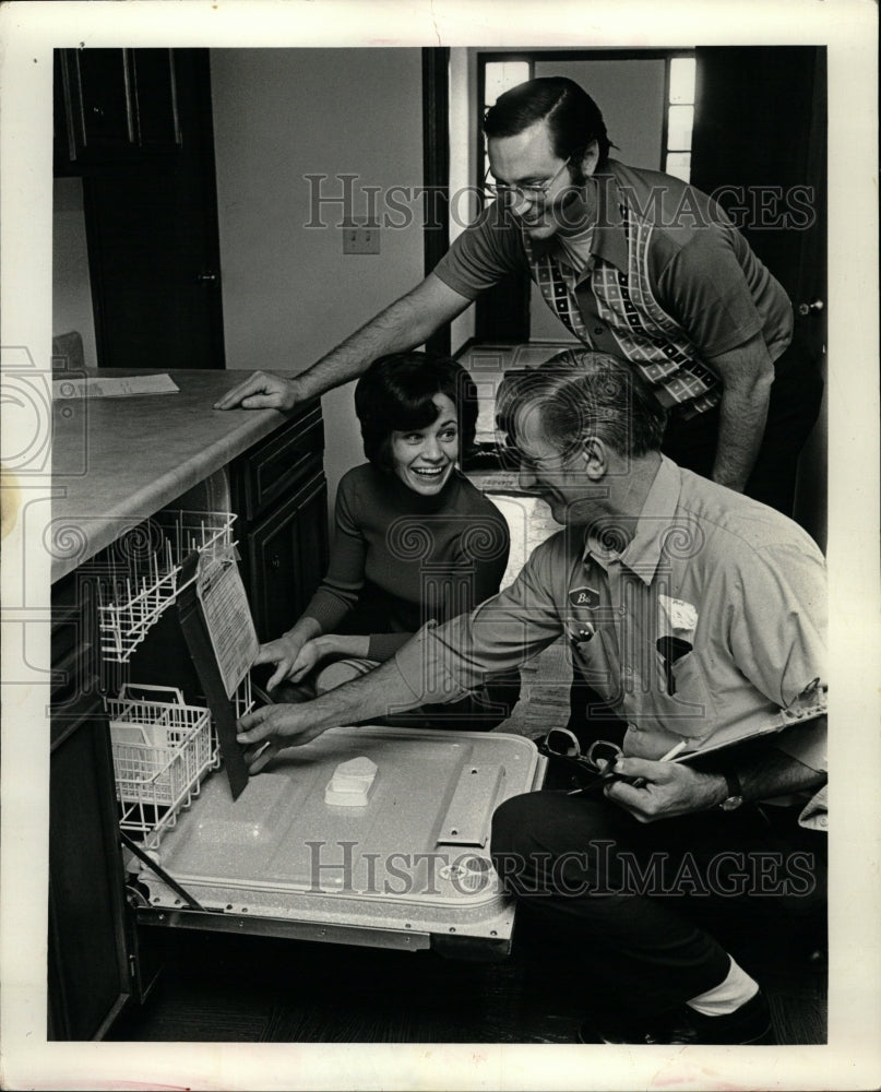 1979 Press Photo Hoffman homes Subdivision dishwasher - RRW22479 - Historic Images