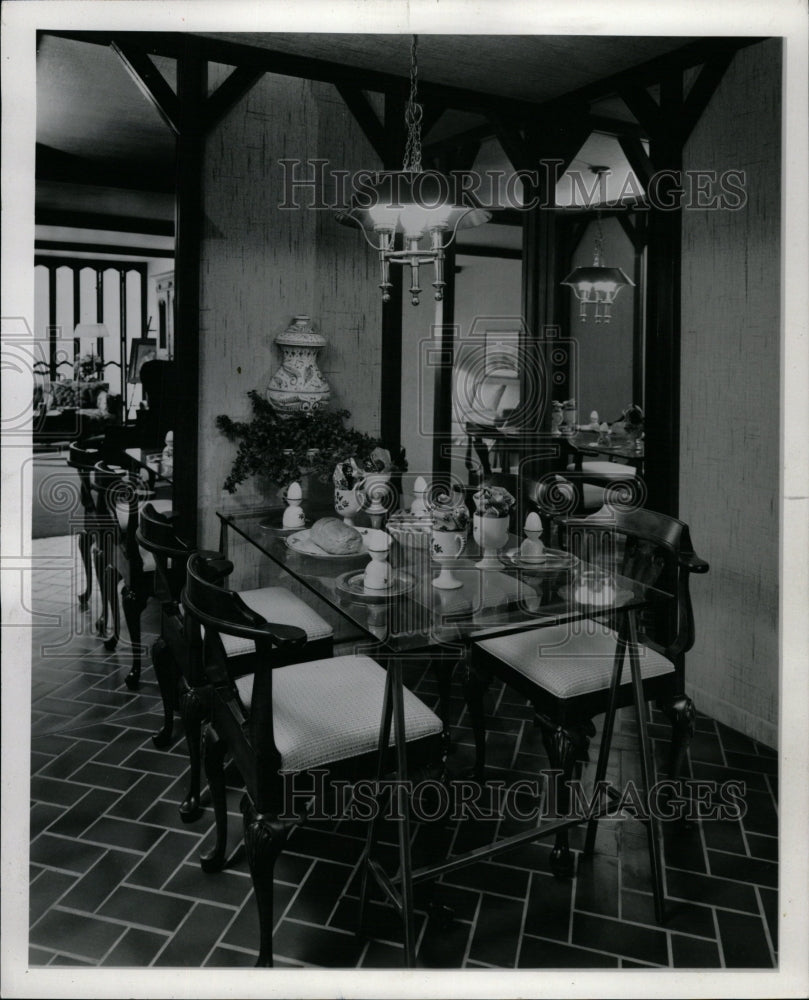 1971 Press Photo Old Wolrd Durham model dinning area - RRW22515 - Historic Images