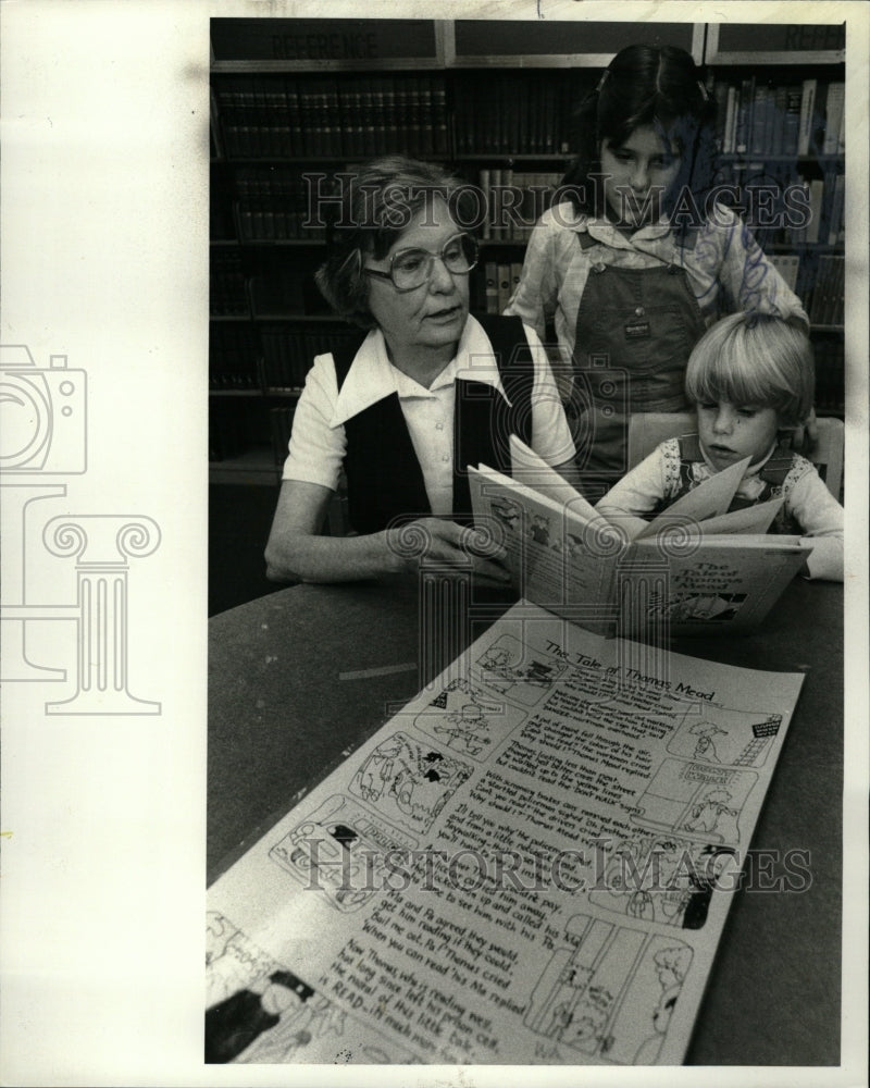 1980 Press Photo Marguerite Flentage Pat Hutchinson - RRW22595 - Historic Images
