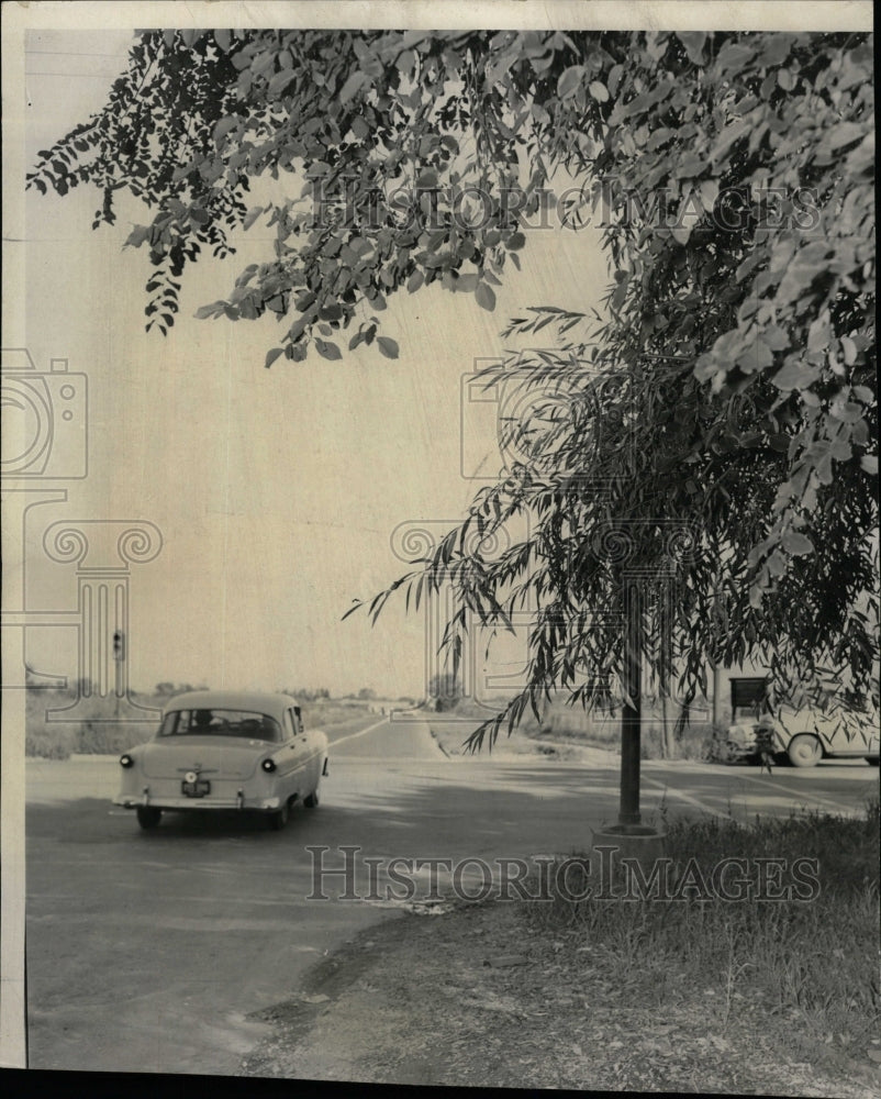 1957 Press Photo Branch Traffic Signal Suth West Light - RRW22683 - Historic Images