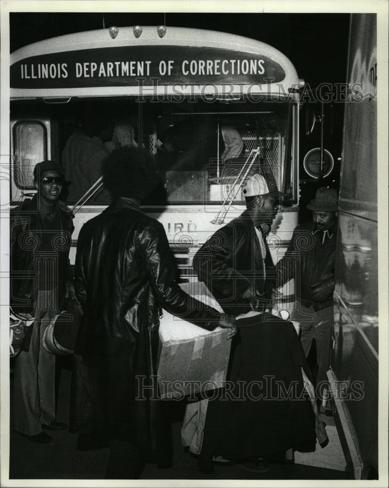 1983 Press Photo Community Correctional Center Inmates. - RRW23103 - Historic Images