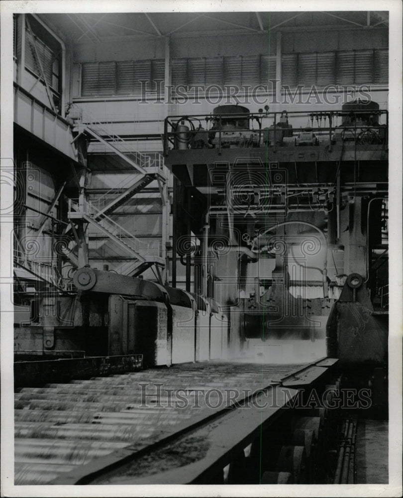 1960 Press Photo U S Steel South Work Chicago Air Mill - RRW23175 - Historic Images