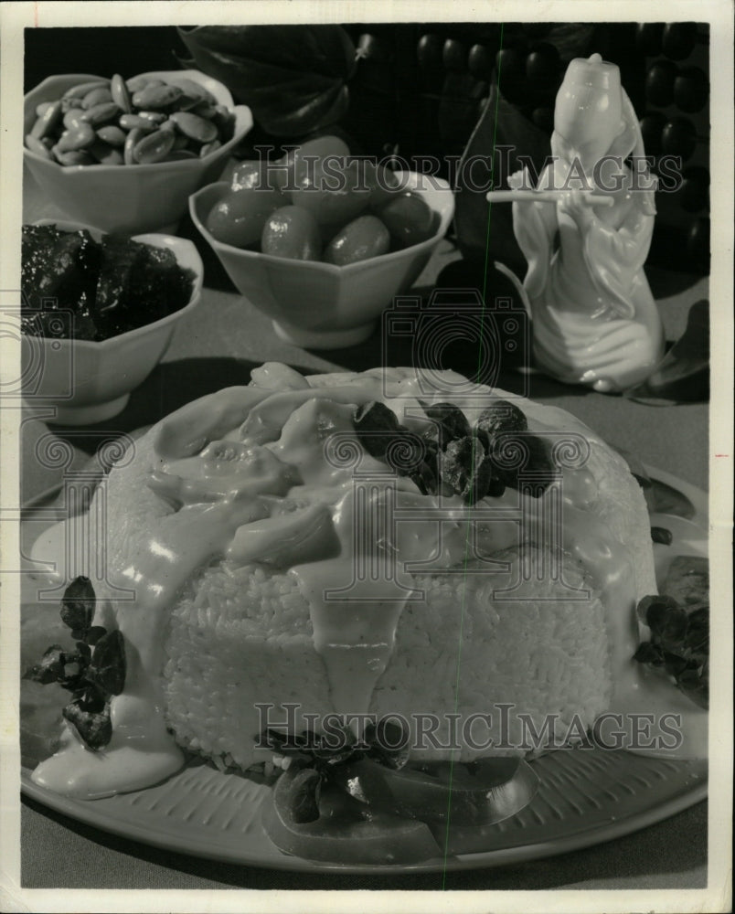 1967 Press Photo Flavor Far East Chiken Dish Blend Food - RRW23225 - Historic Images