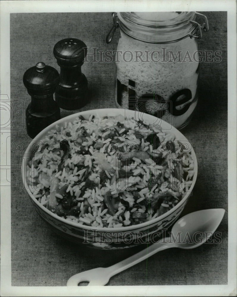 1981 Press Photo Ice skillet combines rice mushrooms - RRW23259 - Historic Images