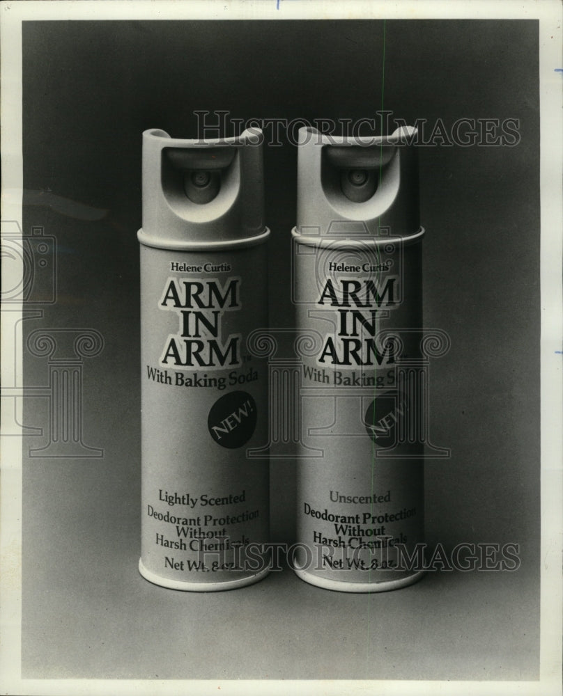 1975 Press Photo Heine Curtis Industries Arm Deodorant - RRW23319 - Historic Images