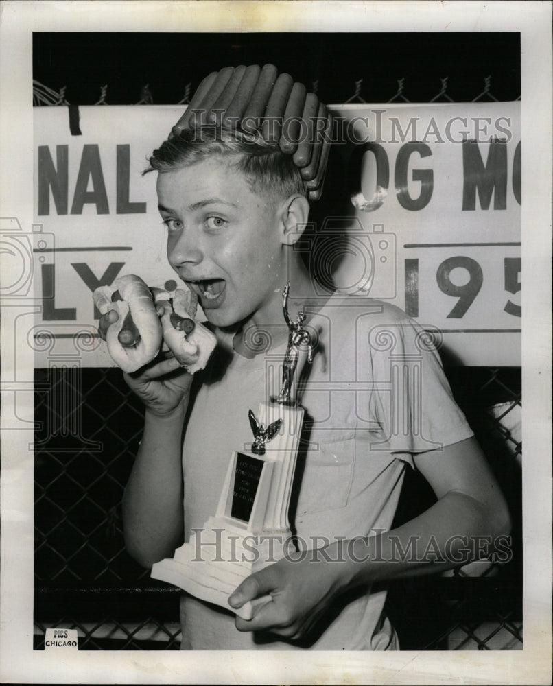 1956 Press Photo Ray Herman King Hot Dog Liver Wiener - RRW23939 - Historic Images