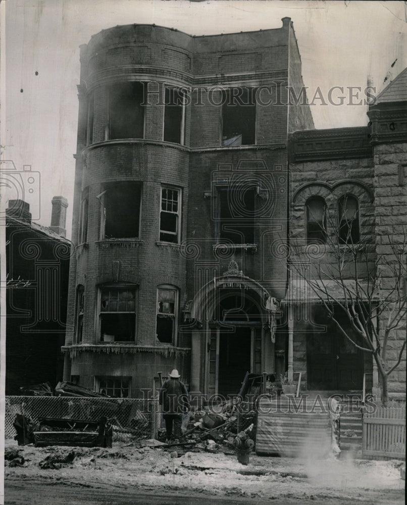 1963 Press Photo Four Girls Die In Chicago Fire - RRW23977 - Historic Images