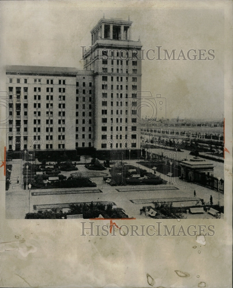 1958 Press Photo Roll Moscow University Building Show - RRW24111 - Historic Images