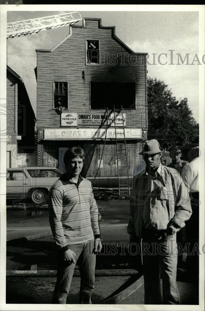 1977 Press Photo Edward Hucher Fire Accident Chicago - RRW24235 - Historic Images