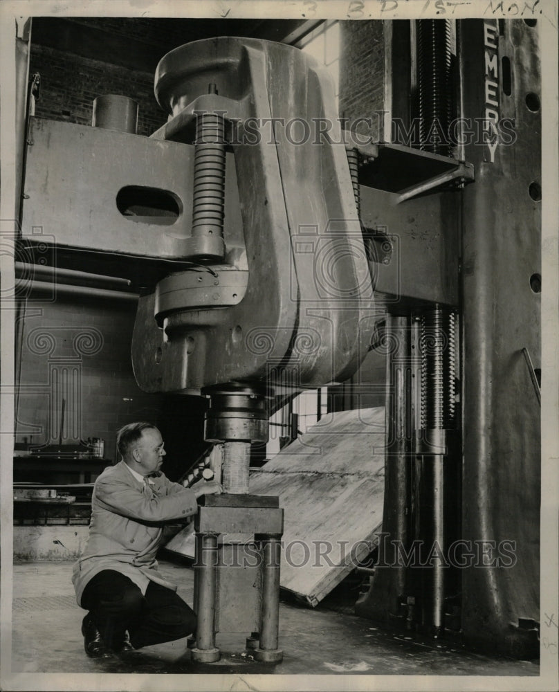 1944 Press Photo Technological Inst University Evanston - RRW24277 - Historic Images