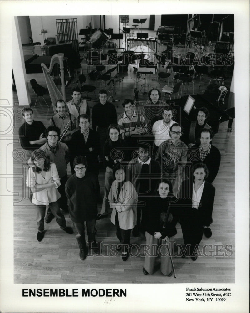 1996 Press Photo German Chamber Ensemble Modern Music - RRW24349 - Historic Images