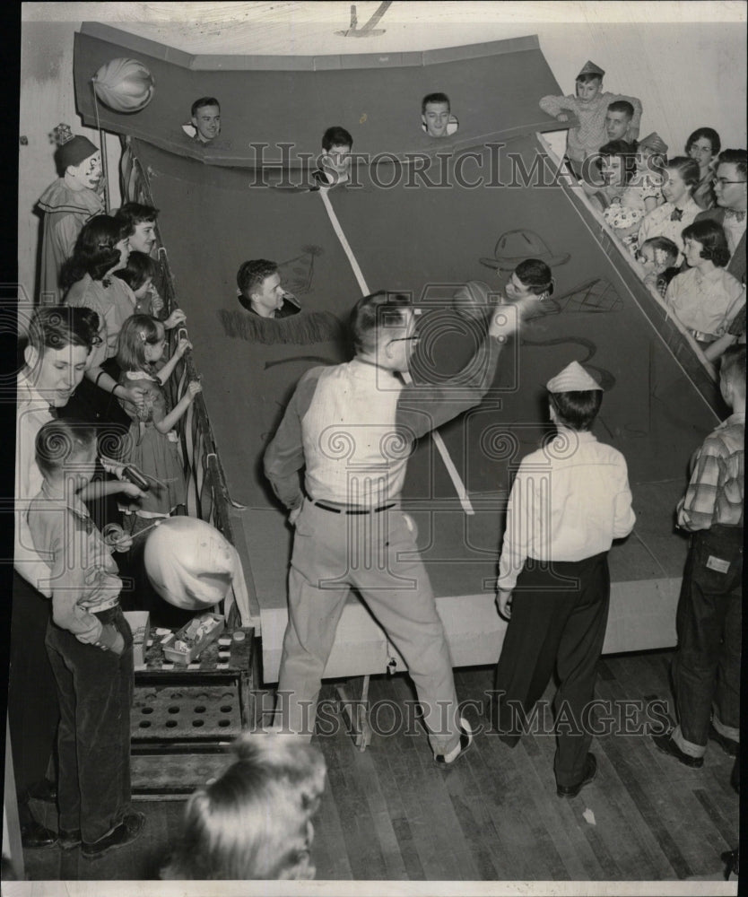 1956 Press Photo Circus Youngster Youth Church Elmhurst - RRW24375 - Historic Images