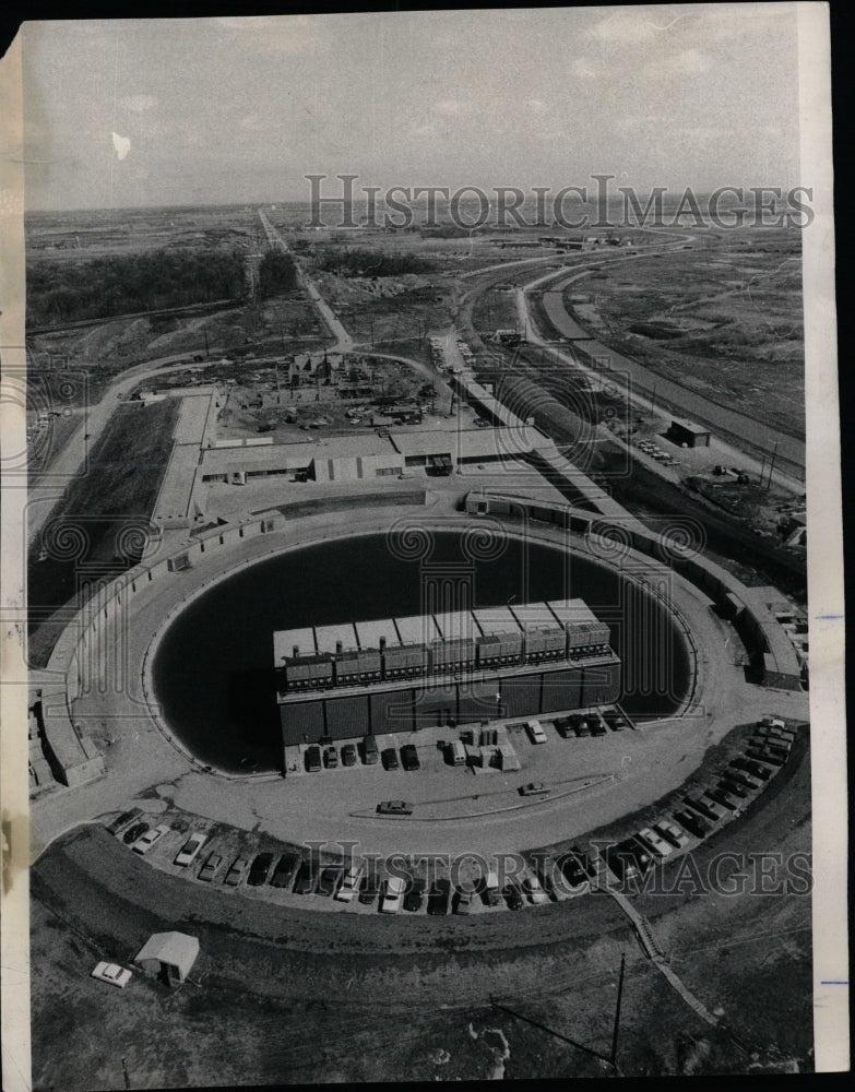 1971 Press Photo National Accelerator Laboratory Boston - RRW24457 - Historic Images