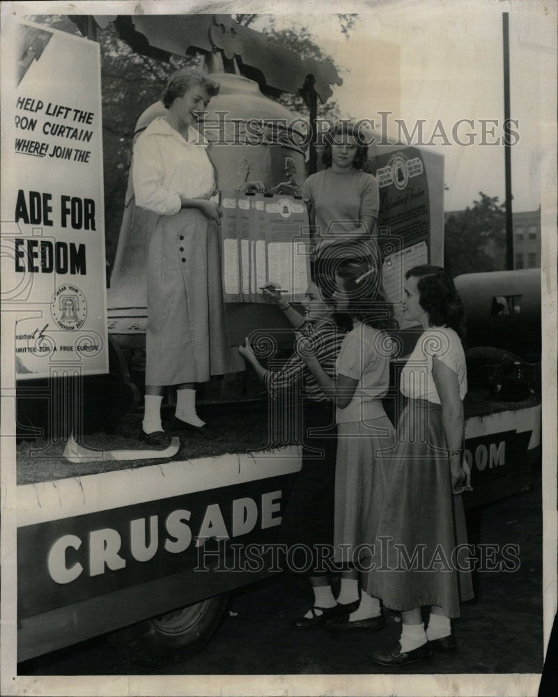 1950 Press Photo Principles freedom Democracy Dorothy - RRW24515 - Historic Images