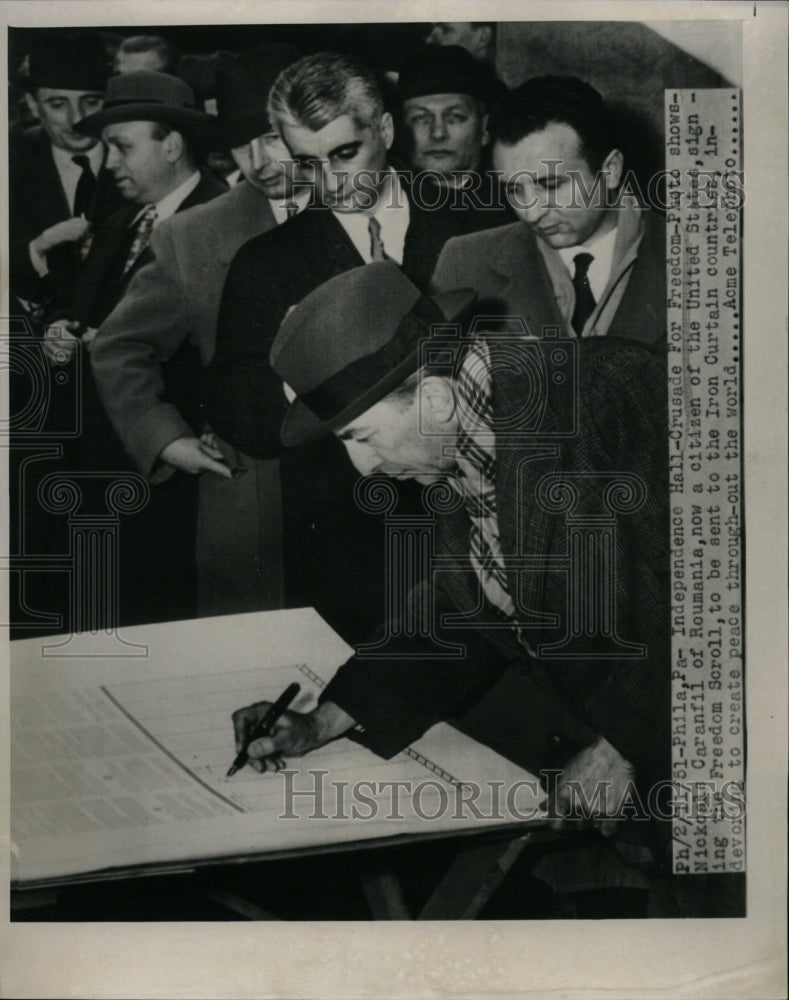 1951 Press Photo Iron Curtain Nickolas Caranfil Citizen - RRW24521 - Historic Images