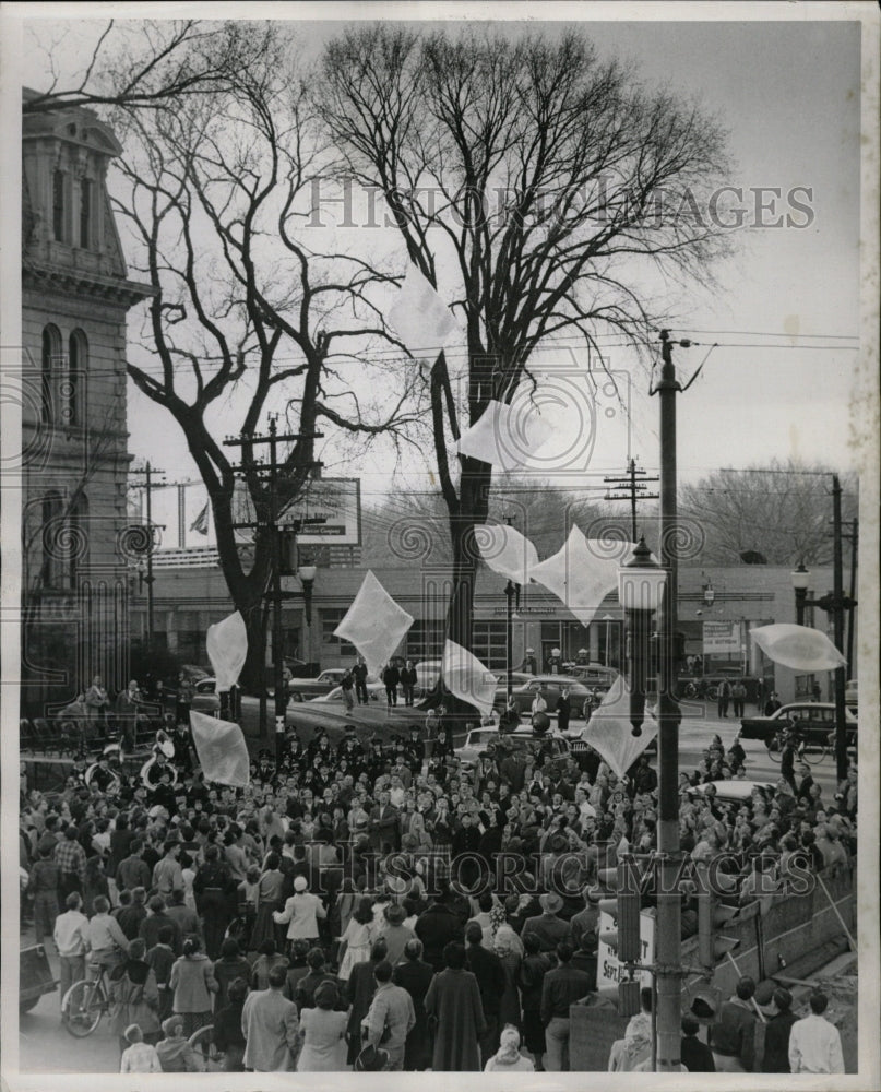 1956 Press Photo Crusade Freedom Rockford fund drive - RRW24525 - Historic Images