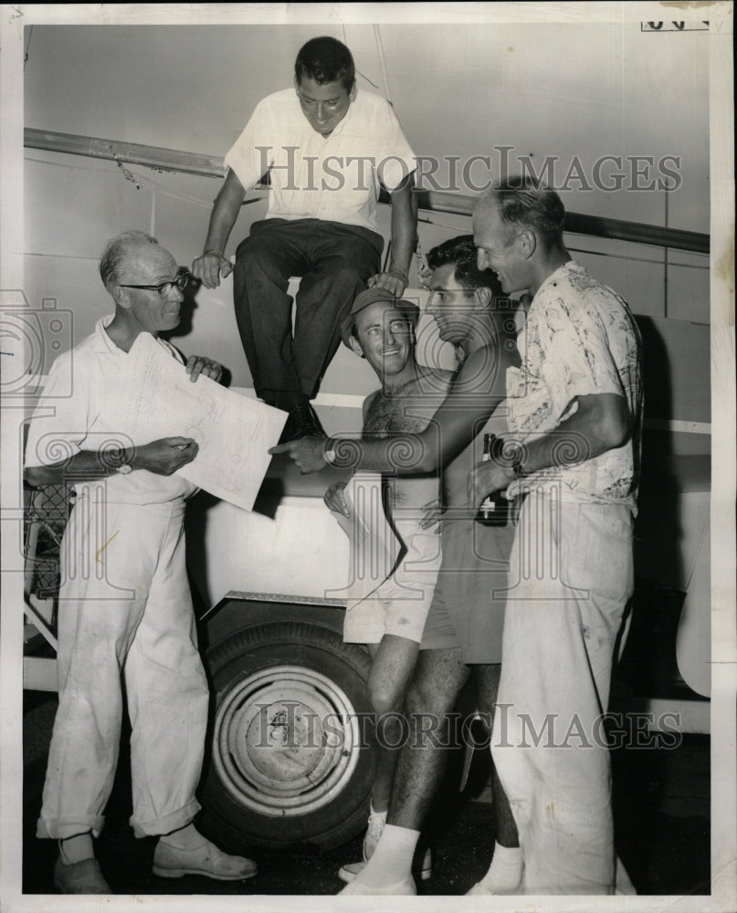 1959 Press Photo Pan American Games Skippers Naval - RRW24747 - Historic Images