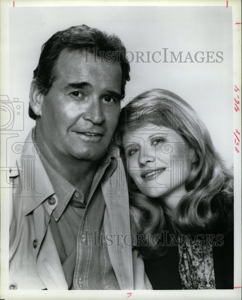 Press Photo James Garner Judith Ivey &quot;Decoration Day&quot; - RRW25077 - Historic Images