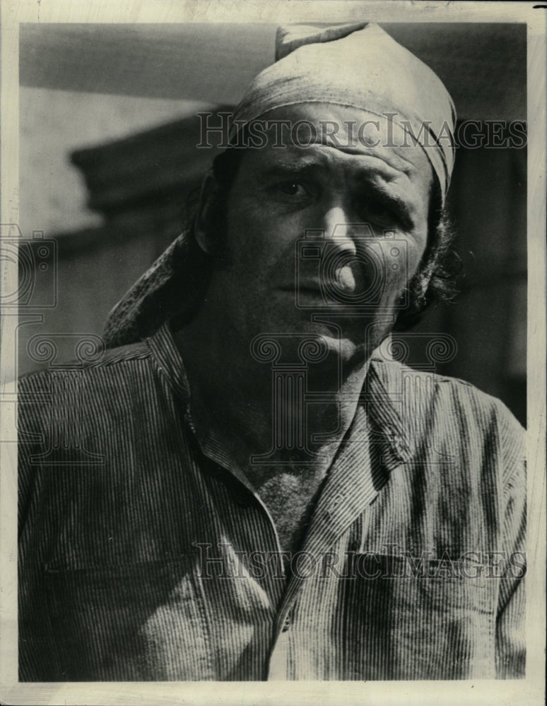 1976 Press Photo Actor James Gardner - RRW25087 - Historic Images