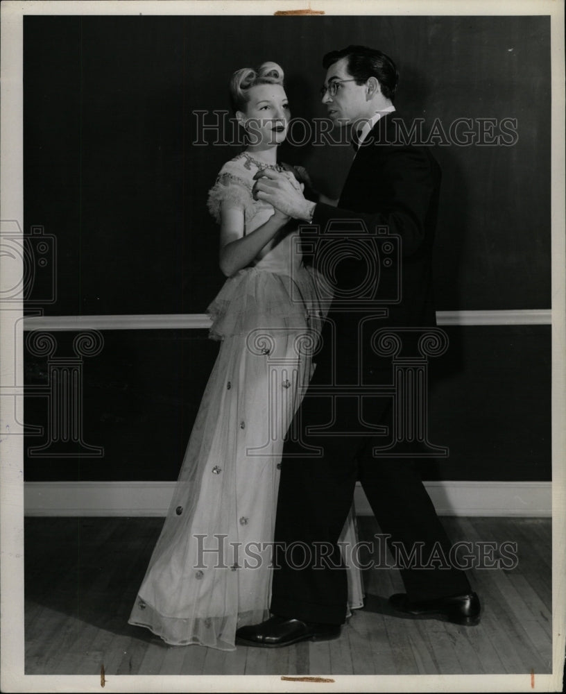 1946 Press Photo ballroom dance Eric Winters Radburn - RRW25547 - Historic Images