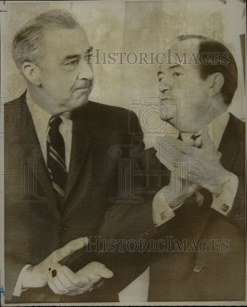 1968 Press Photo Eugene McCarthy Hubert Humphrey Sen VP - RRW25627 - Historic Images