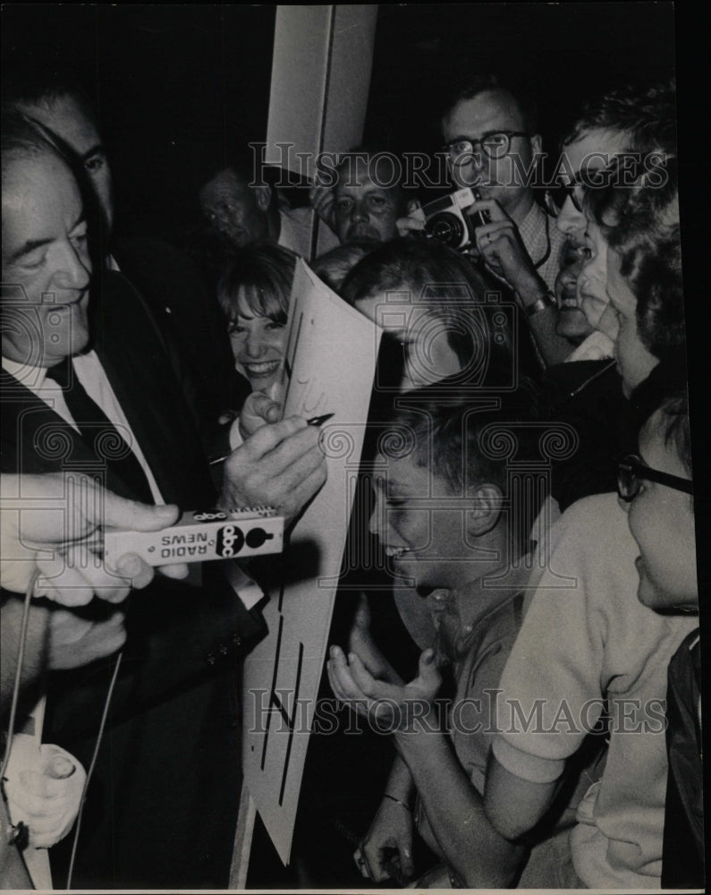 1968 Press Photo VP Hubert Humphrey Denver Visit - RRW25869 - Historic Images