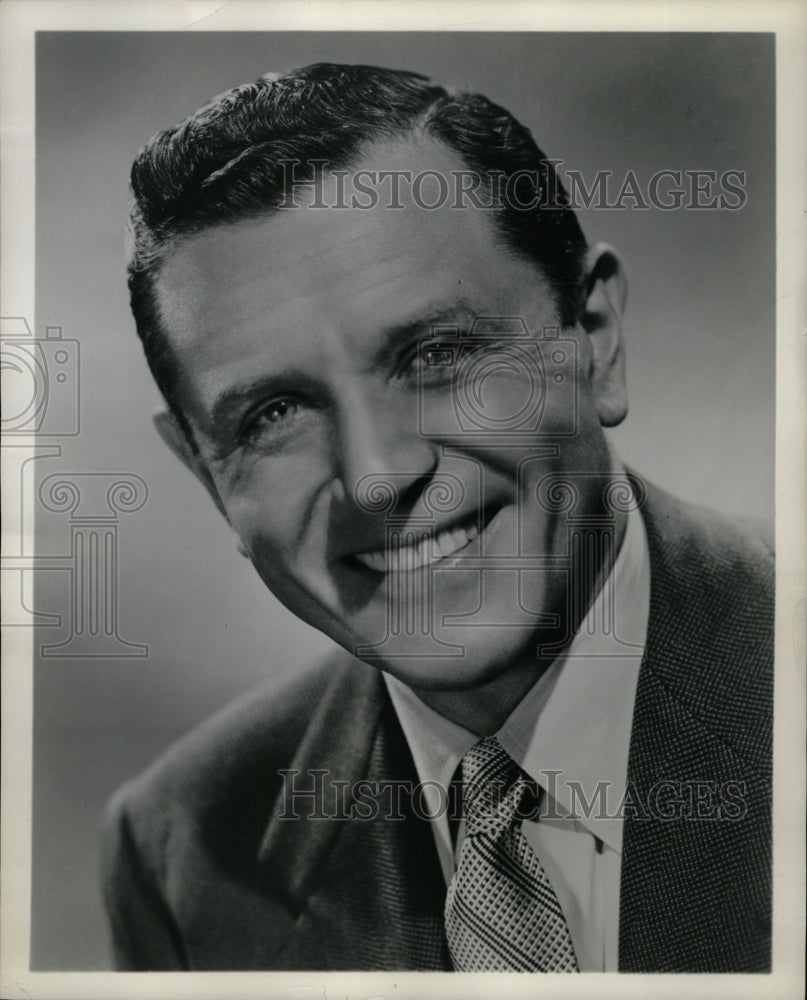 1958 Press Photo Warren Hull Actor TV Personality - RRW26029 - Historic Images