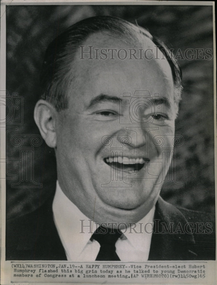 1965 Press Photo Vice President Hubert Humphrey - RRW26105 - Historic Images