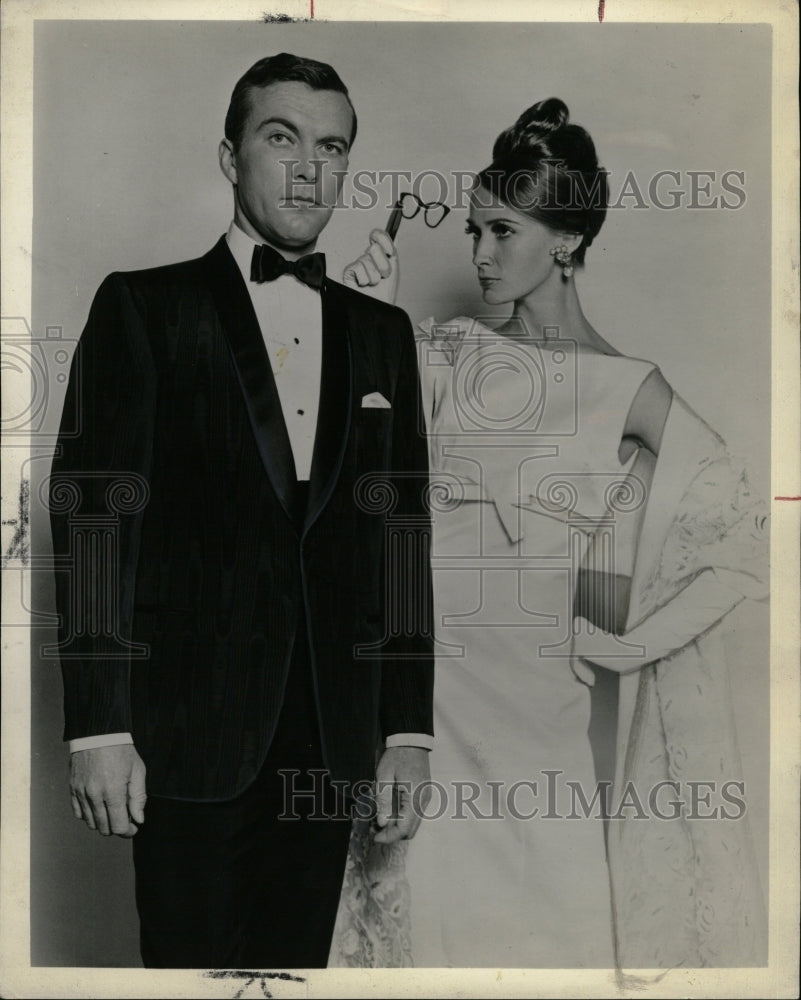 1967 Press Photo Formal Wear Fashion - RRW26323 - Historic Images