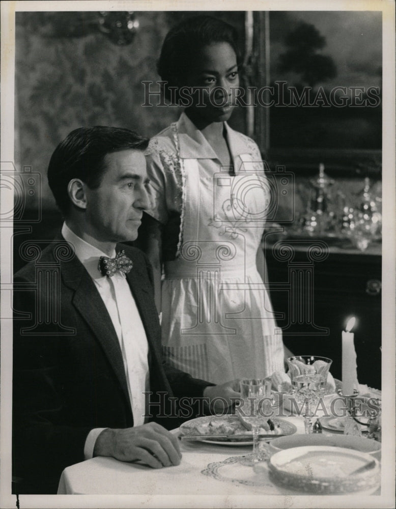 1992 Press Photo Actors Sam Waterston And Regina Taylor - RRW26355 - Historic Images