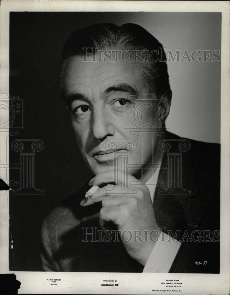 1955 Press Photo Vittorio DeSica,actor - RRW26621 - Historic Images