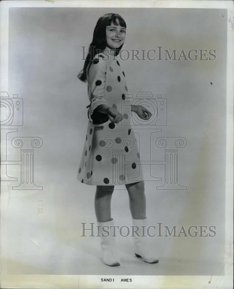 1966 Press Photo Sandi Ames,singer for hire - RRW26773 - Historic Images