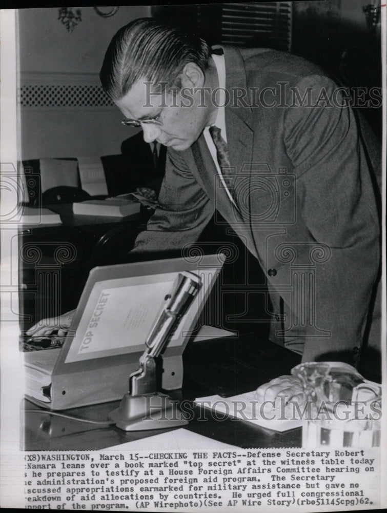 1962 Press Photo Defense Secretary Robert McNamara - RRW26937 - Historic Images
