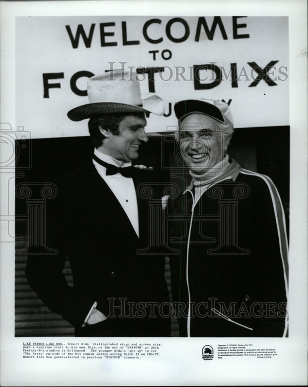 1979 Press Photo Father Son Actors Robert & Alan Alda - RRW27087 ...