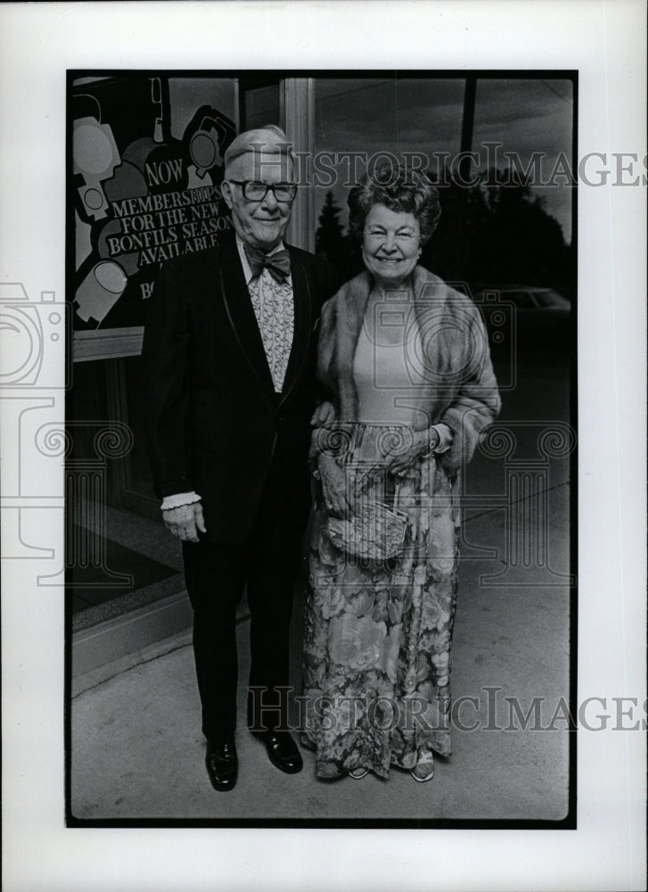 1977 Press Photo Joe Boan Society - RRW27187 - Historic Images