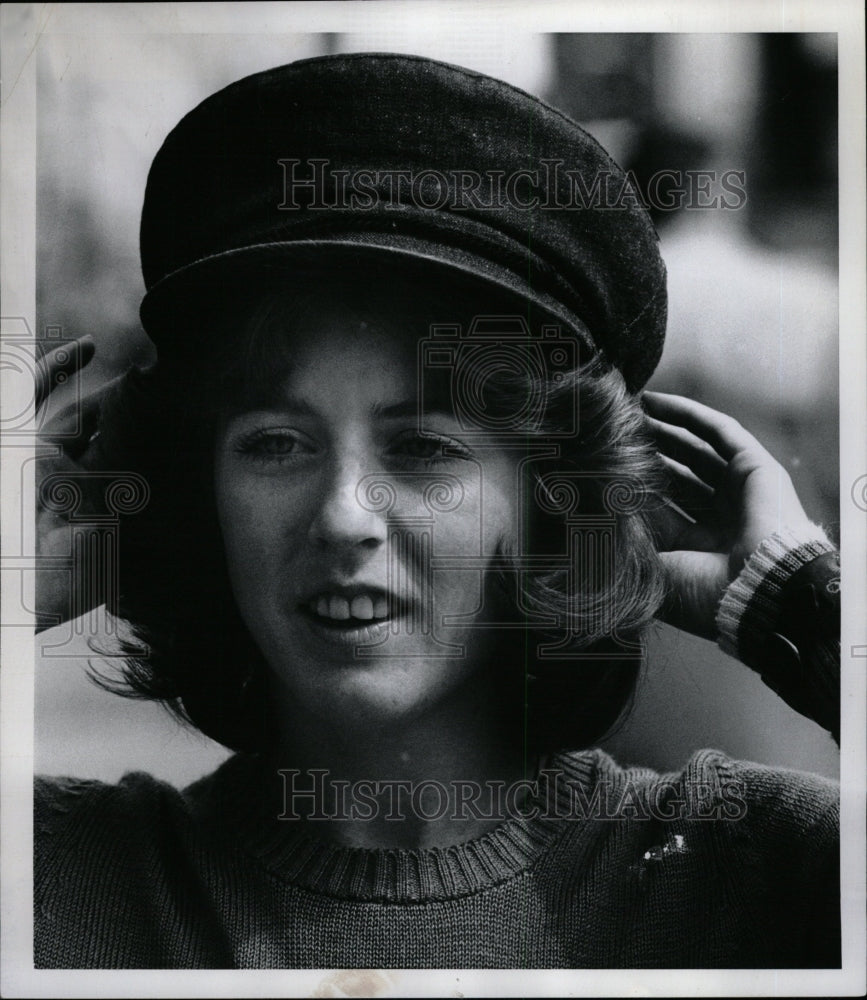 1975 Press Photo Debbie Bondurant - RRW27265 - Historic Images