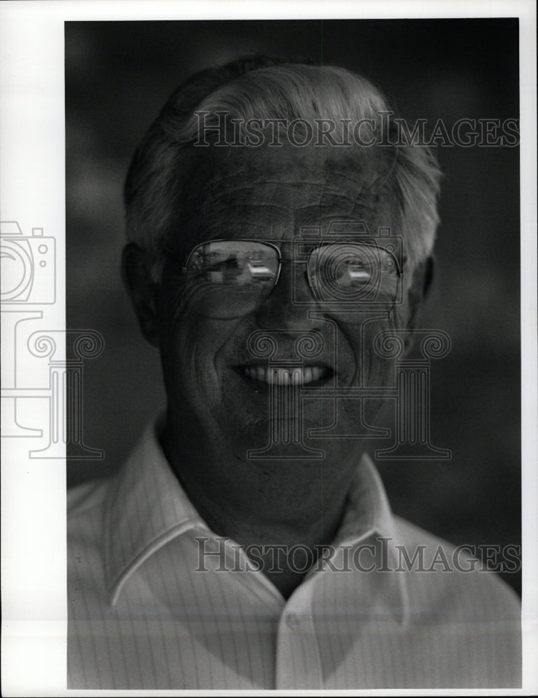 1990 Press Photo Dick Bond Denver - RRW27343 - Historic Images