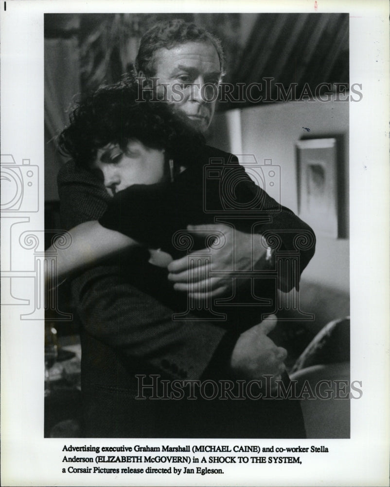 1990 Press Photo Elizabeth McGovern Michael Caine Actor - RRW27575 - Historic Images