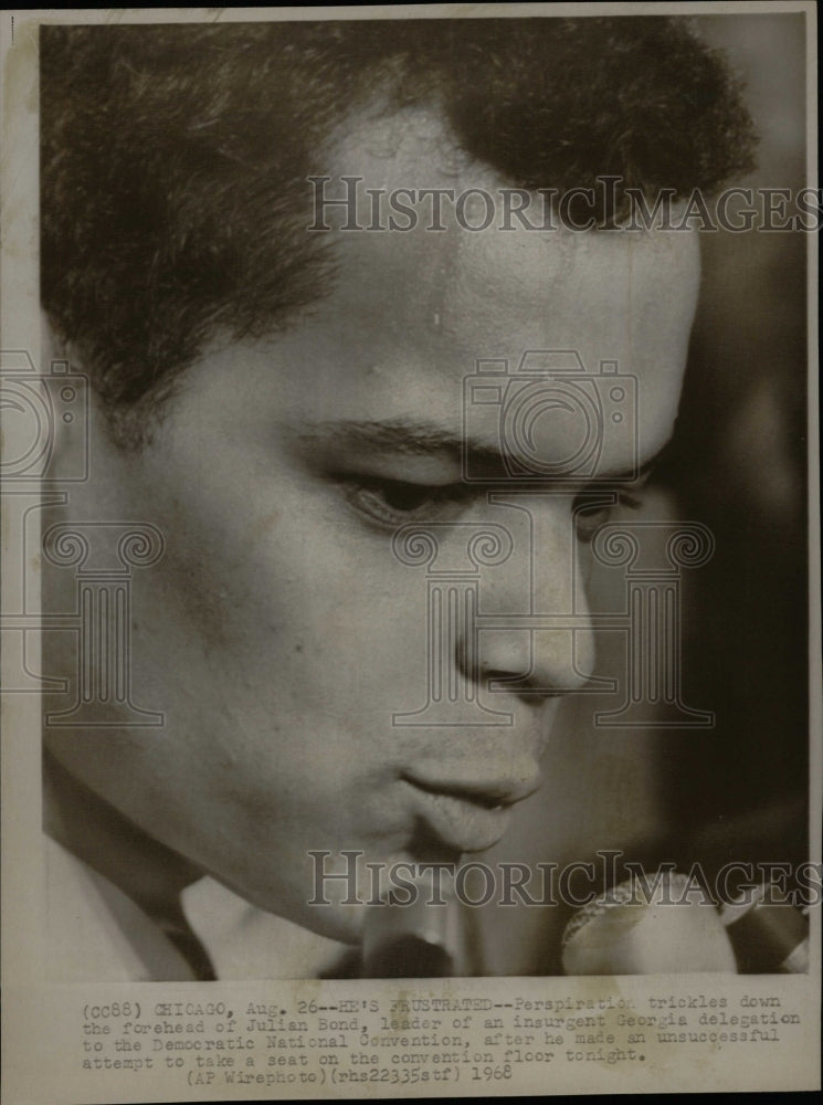 1968 Press Photo Julian Bond, GA politican at Dem. Con. - RRW27763 - Historic Images